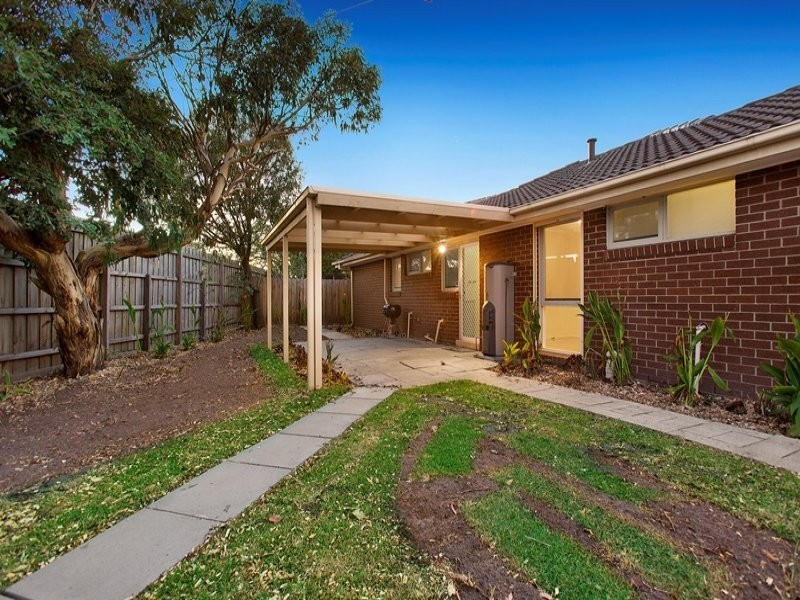 1/4 Riseley Court, Keysborough VIC 3173