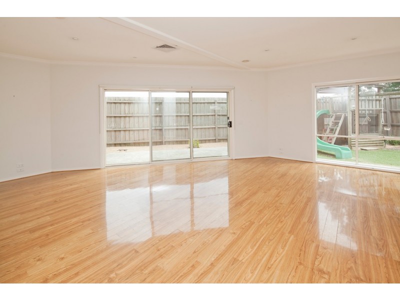 4 Riseley Court, Keysborough VIC 3173