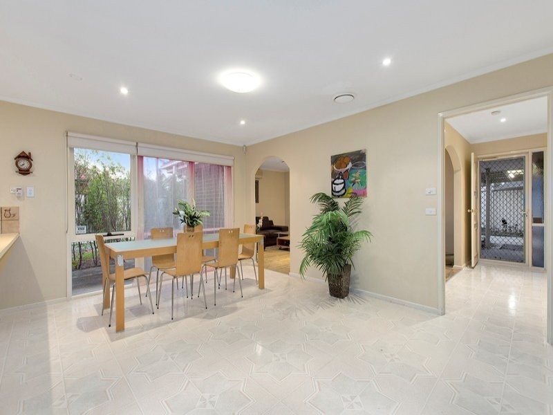 4 Riseley Court, Keysborough VIC 3173