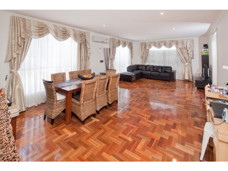 1 Sherwood Crescent, Dandenong North VIC 3175