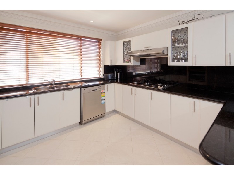 1 Sherwood Crescent, Dandenong North VIC 3175