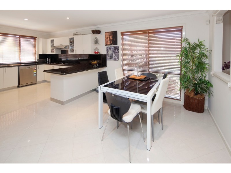 1 Sherwood Crescent, Dandenong North VIC 3175