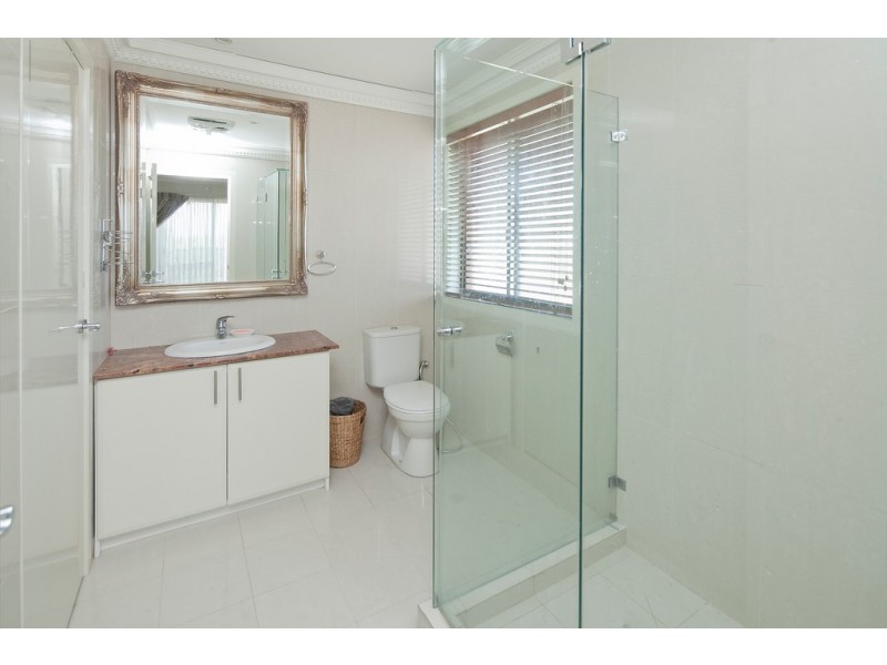1 Sherwood Crescent, Dandenong North VIC 3175