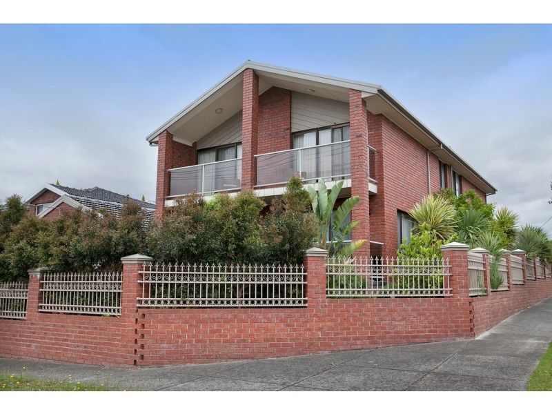 1 Sherwood Crescent, Dandenong North VIC 3175