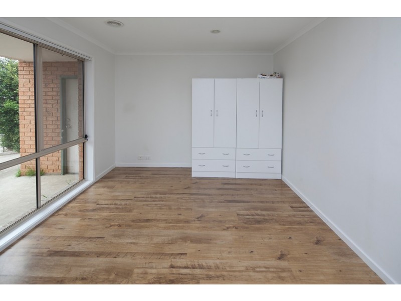 31 Breamlea Way, Cranbourne West VIC 3977