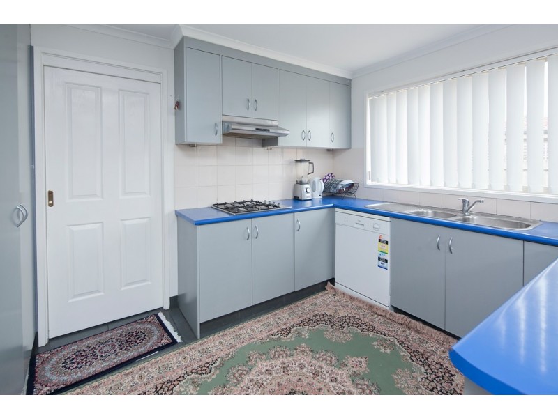 31 Breamlea Way, Cranbourne West VIC 3977