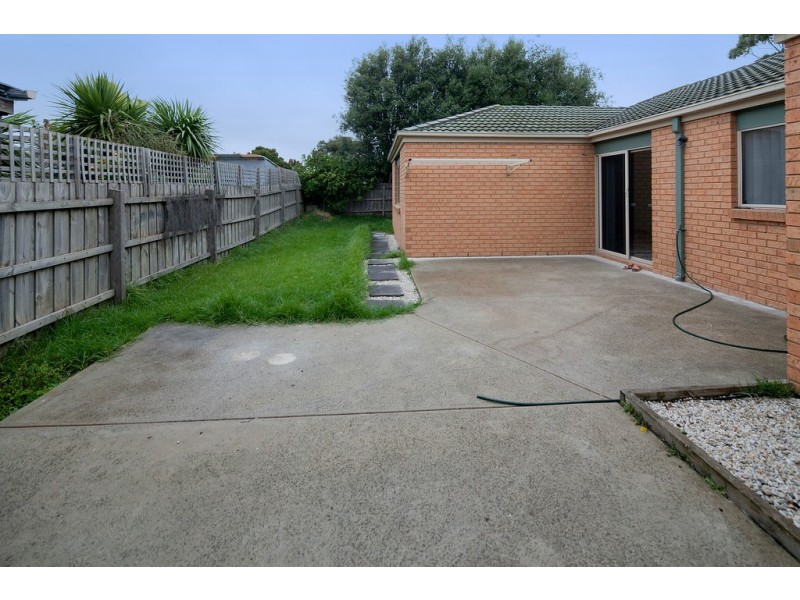 31 Breamlea Way, Cranbourne West VIC 3977