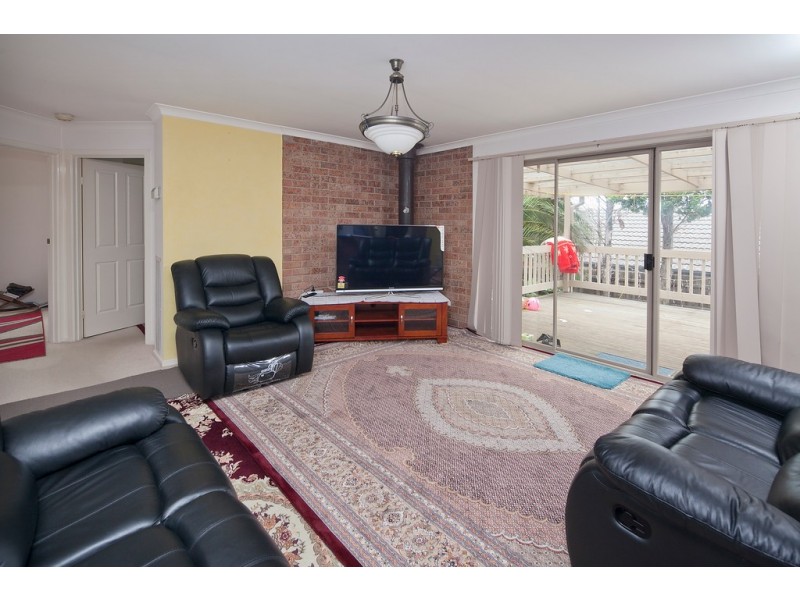 11 Melissa Court, Hampton Park VIC 3976