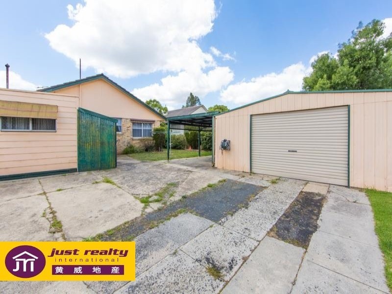 25 Stenocarpus Drive, Doveton VIC 3177