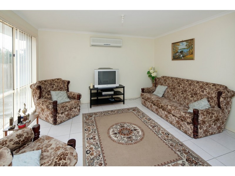 44 The Parkway, Hampton Park VIC 3976