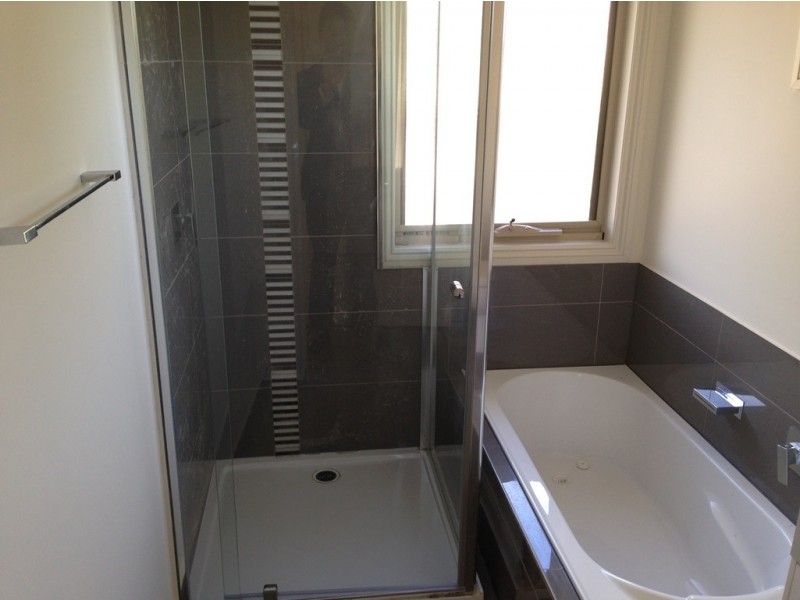 2/39 MacPherson Street, Dandenong VIC 3175