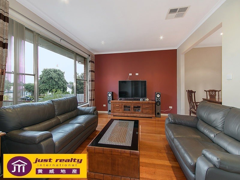 14 Lacebark Street, Doveton VIC 3177