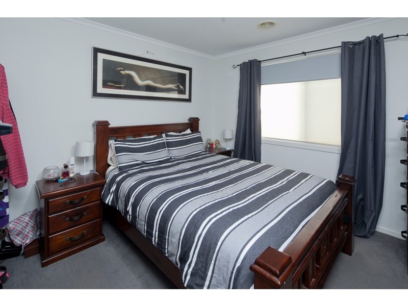 45 Melzak Way, Berwick VIC 3806