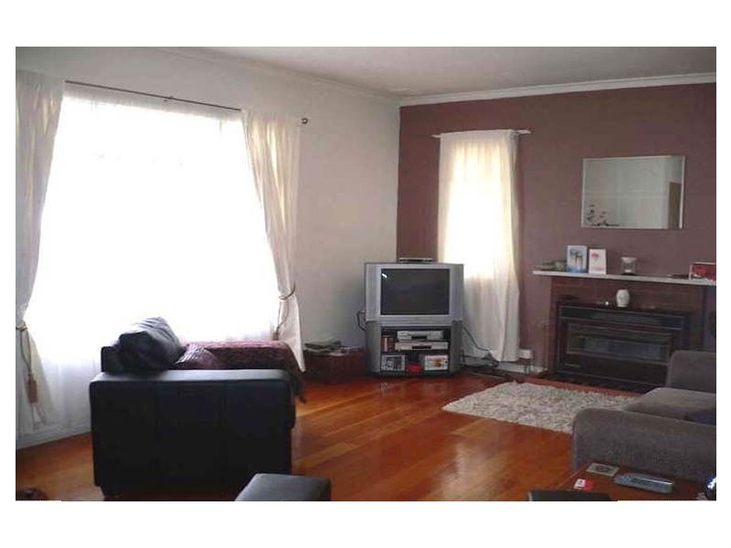 76 Jesson Cr, Dandenong VIC 3175
