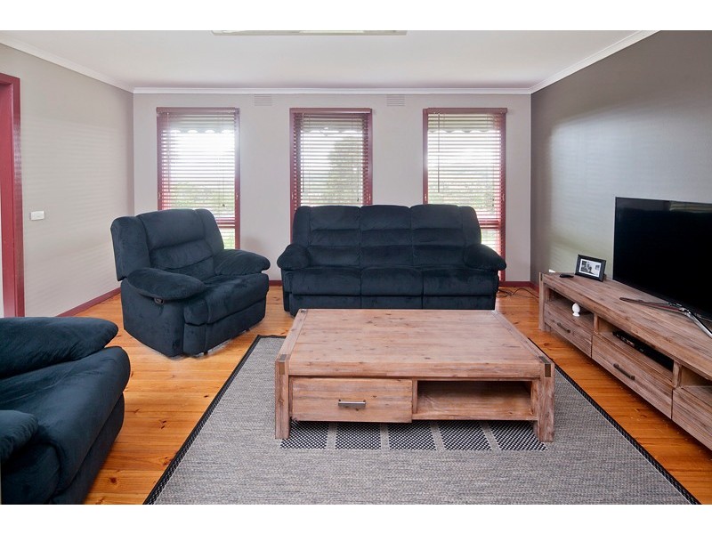 34 Scotsburn Way, Endeavour Hills VIC 3802