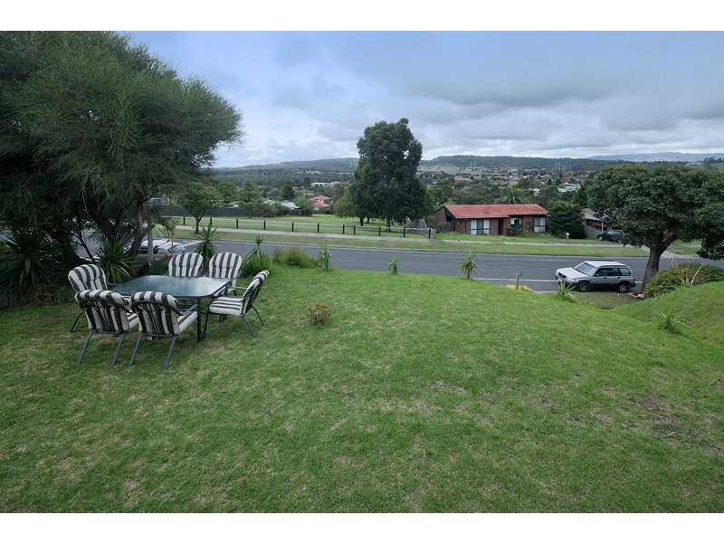 34 Scotsburn Way, Endeavour Hills VIC 3802