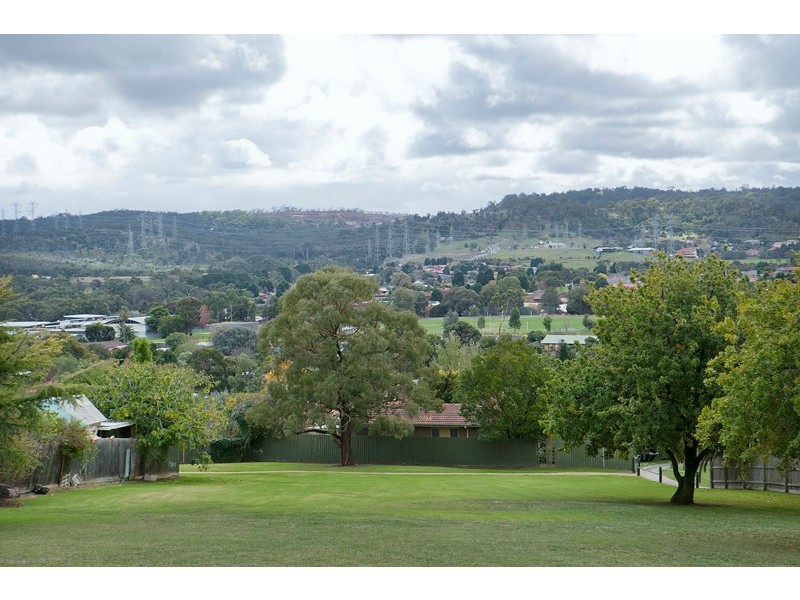 34 Scotsburn Way, Endeavour Hills VIC 3802