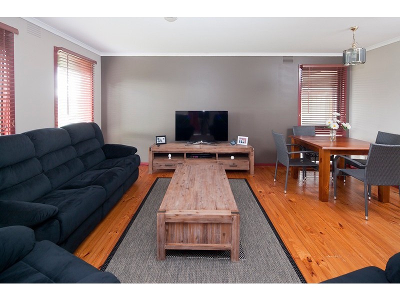 34 Scotsburn Way, Endeavour Hills VIC 3802