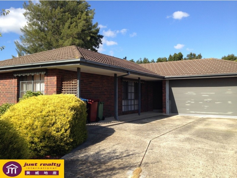 13 Archibald Ave, Narre Warren VIC 3805