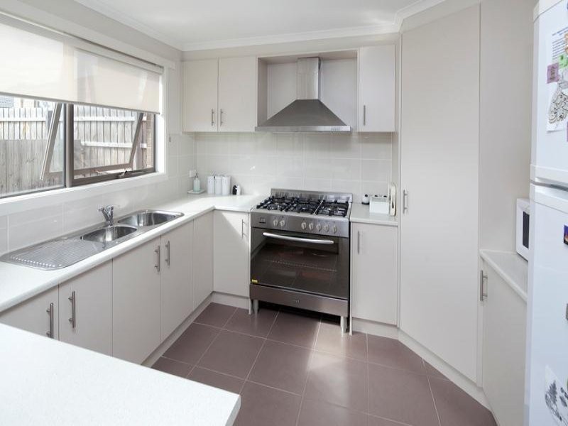 20 Bethune Drive, Hampton Park VIC 3976