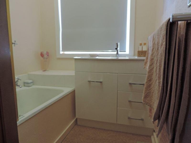 104 Jesson Cr, Dandenong VIC 3175