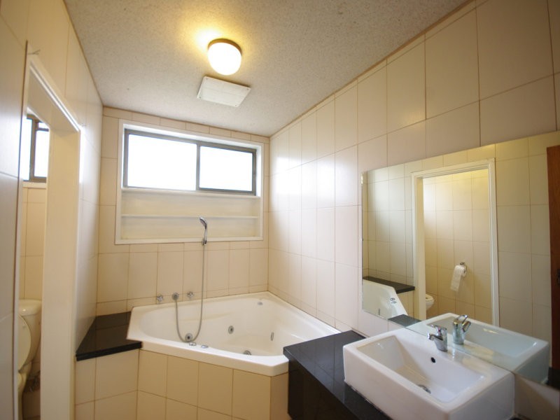 7 Gray Close, Endeavour Hills VIC 3802