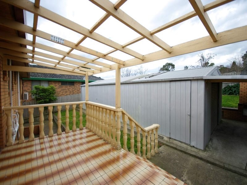 7 Gray Close, Endeavour Hills VIC 3802