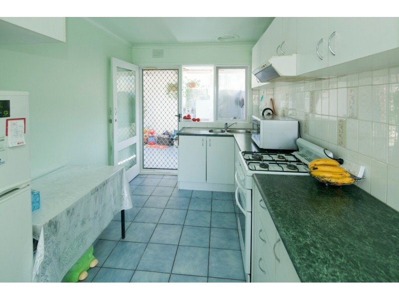 2/5 Rhoden Court, Dandenong North VIC 3175