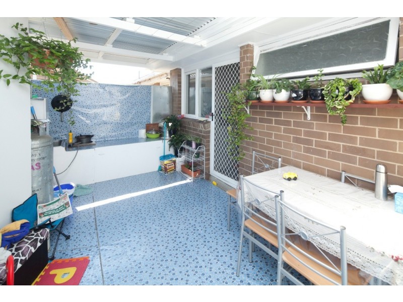 2/5 Rhoden Court, Dandenong North VIC 3175