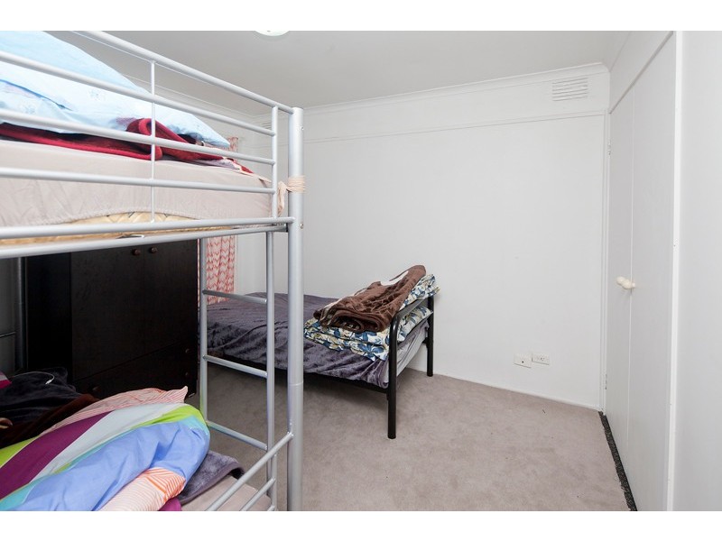 4/2a Canberra Ave, Dandenong South VIC 3175