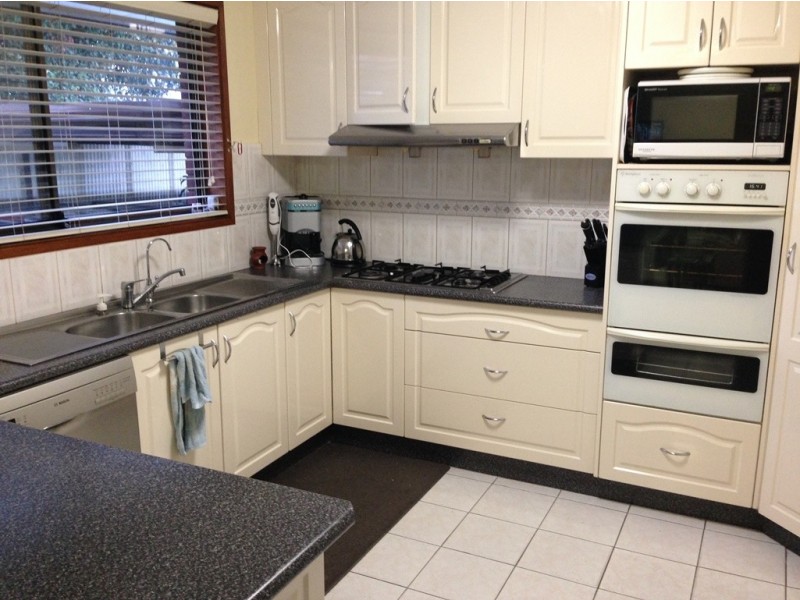 1 Bellbrook Drive, Dandenong North VIC 3175