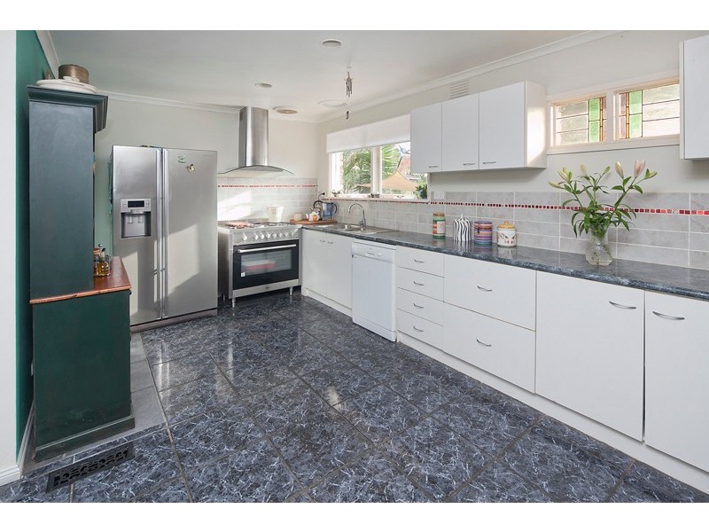 58 Cheviot Avenue, Berwick VIC 3806