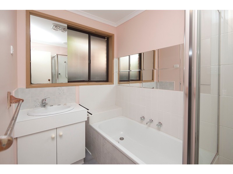 354 James Cook Drive, Endeavour Hills VIC 3802