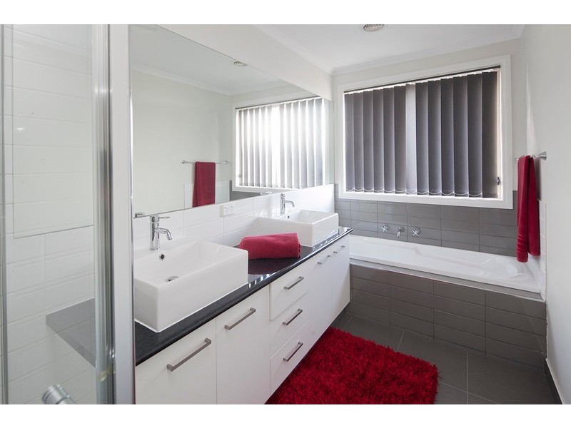 21 Keshava Grove, Dandenong VIC 3175