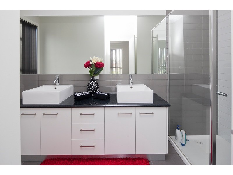 21 Keshava Grove, Dandenong VIC 3175