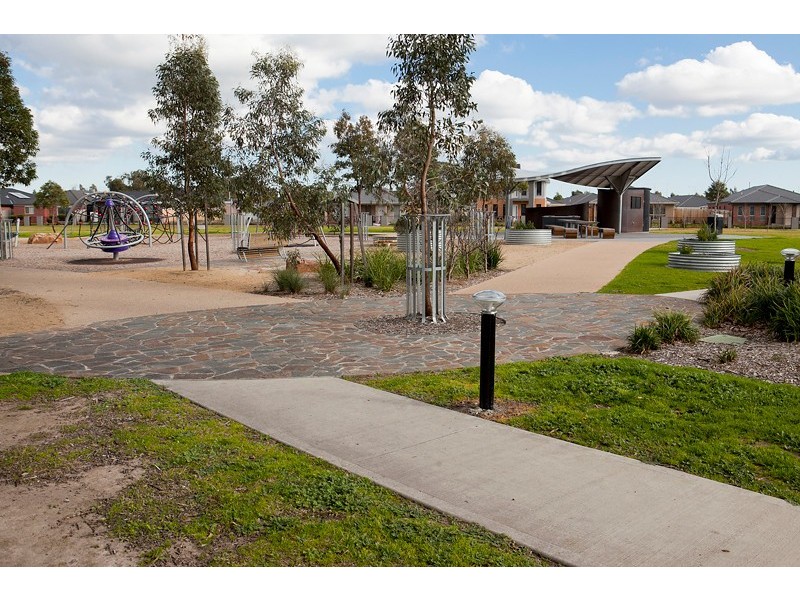 21 Keshava Grove, Dandenong VIC 3175