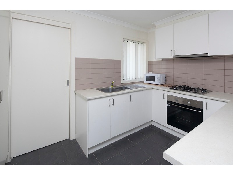 1/11 Laburnum Grove, Doveton VIC 3177