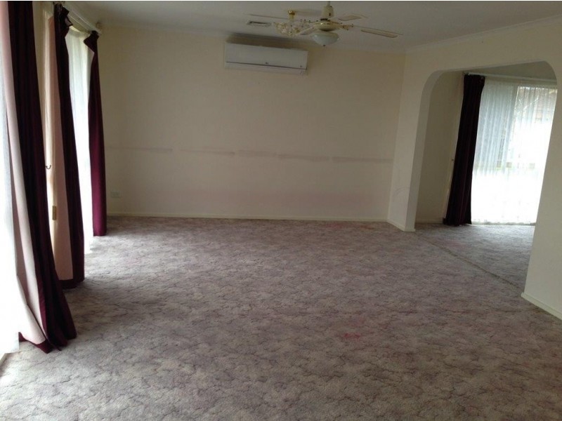 44 Springfield Drive, Narre Warren VIC 3805