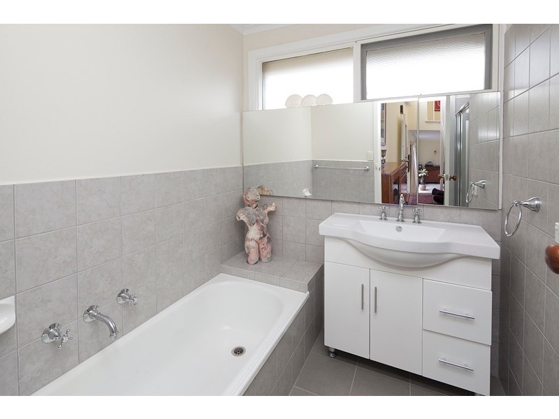 57 Hillcrest Road, Frankston VIC 3199