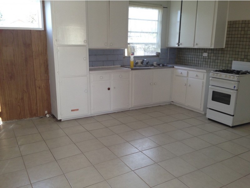 10 Scarlet Drive, Doveton VIC 3177