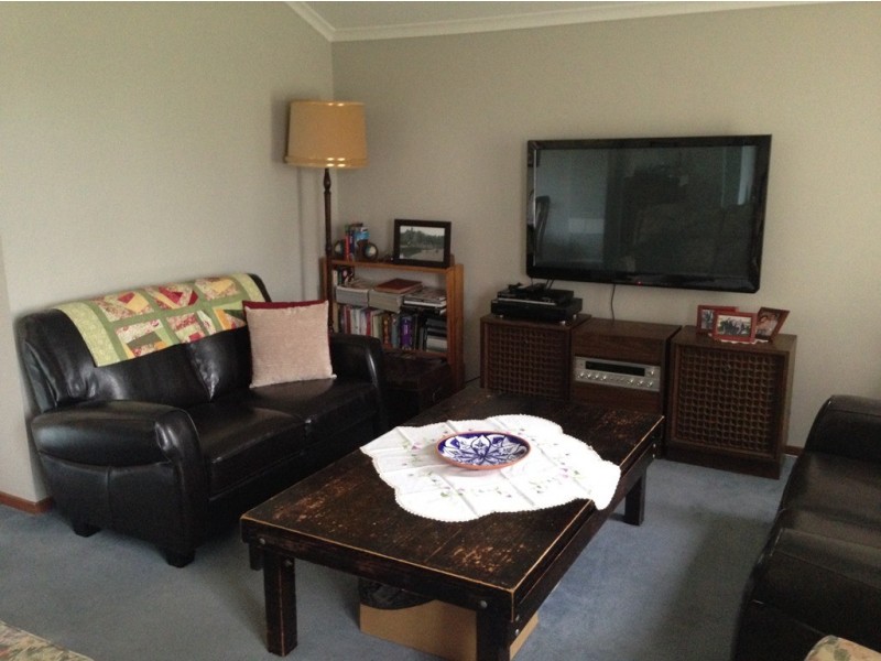 12 Cypress Ct, Cranbourne North VIC 3977