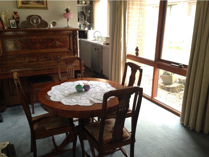 12 Cypress Ct, Cranbourne North VIC 3977