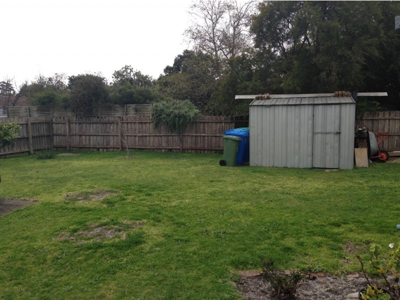 12 Cypress Ct, Cranbourne North VIC 3977