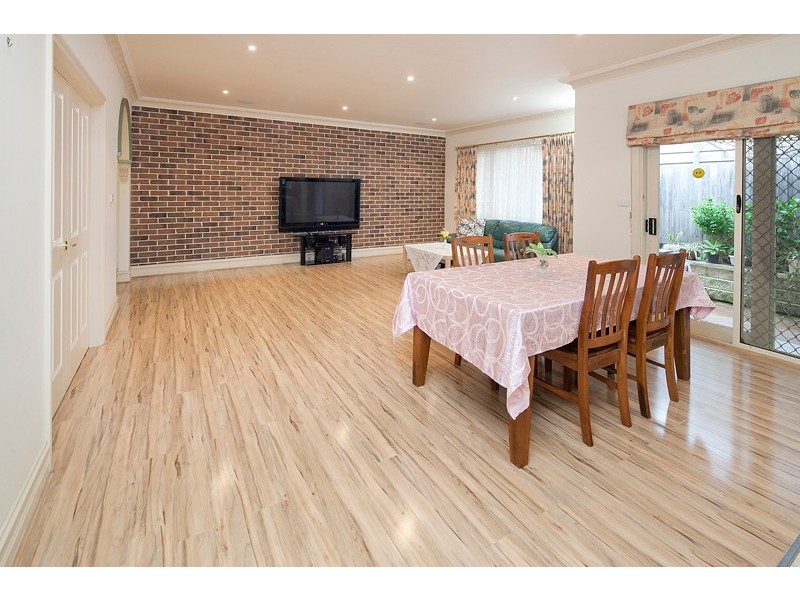 12 Milparinka Way, Berwick VIC 3806