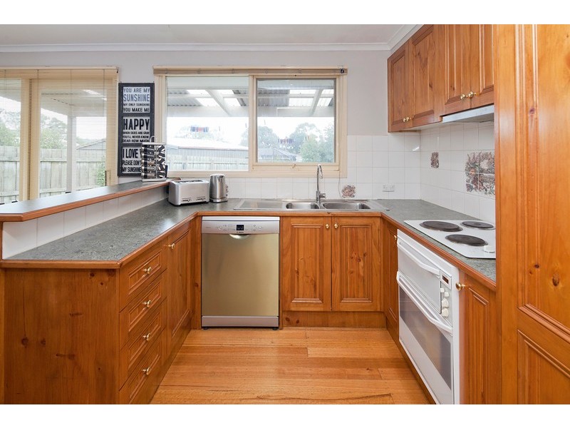 26 Cheviot Avenue, Berwick VIC 3806