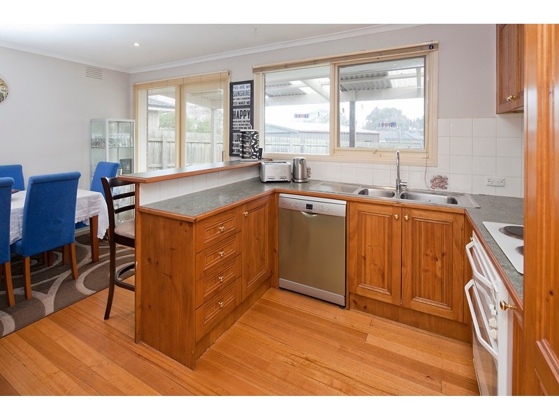 26 Cheviot Avenue, Berwick VIC 3806