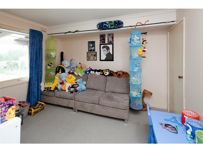 26 Cheviot Avenue, Berwick VIC 3806