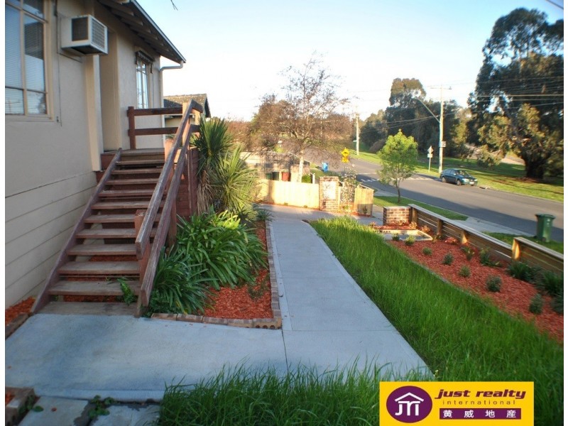 26 Laurel Avenue, Doveton VIC 3177