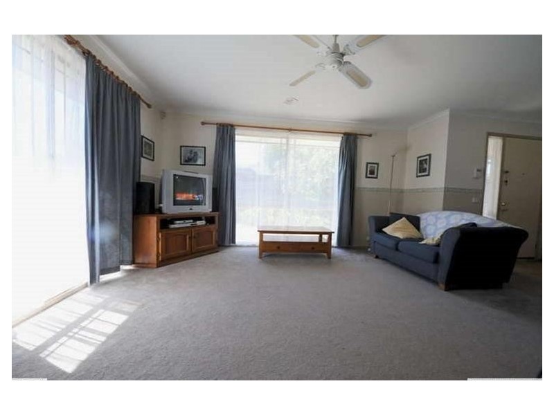 78 Strathaird Drive, Narre Warren South VIC 3805