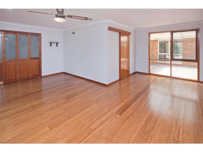 14 Tamarisk Road, Narre Warren VIC 3805